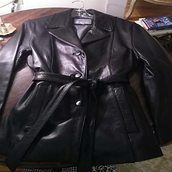 Juliet Michelle by Adler lamb skin coat - Picture 2 of 5